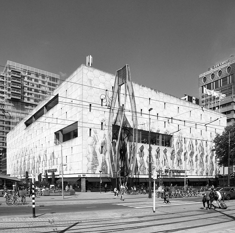De Bijenkorf