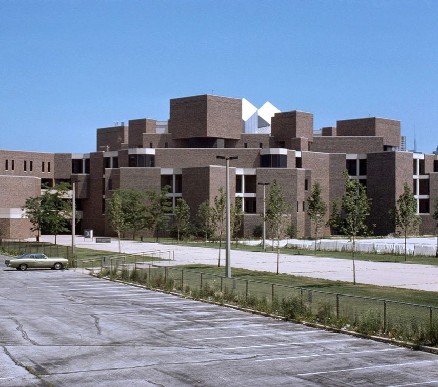 UIC - Science And Engineering South