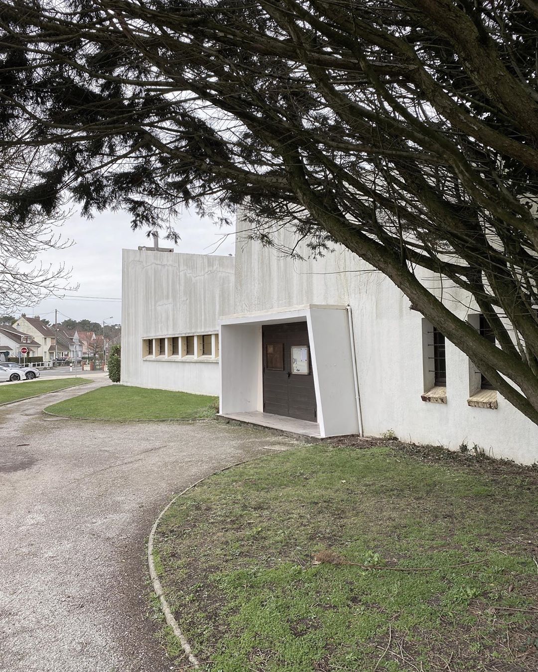 Église catholique Notre-Dame à Trépied