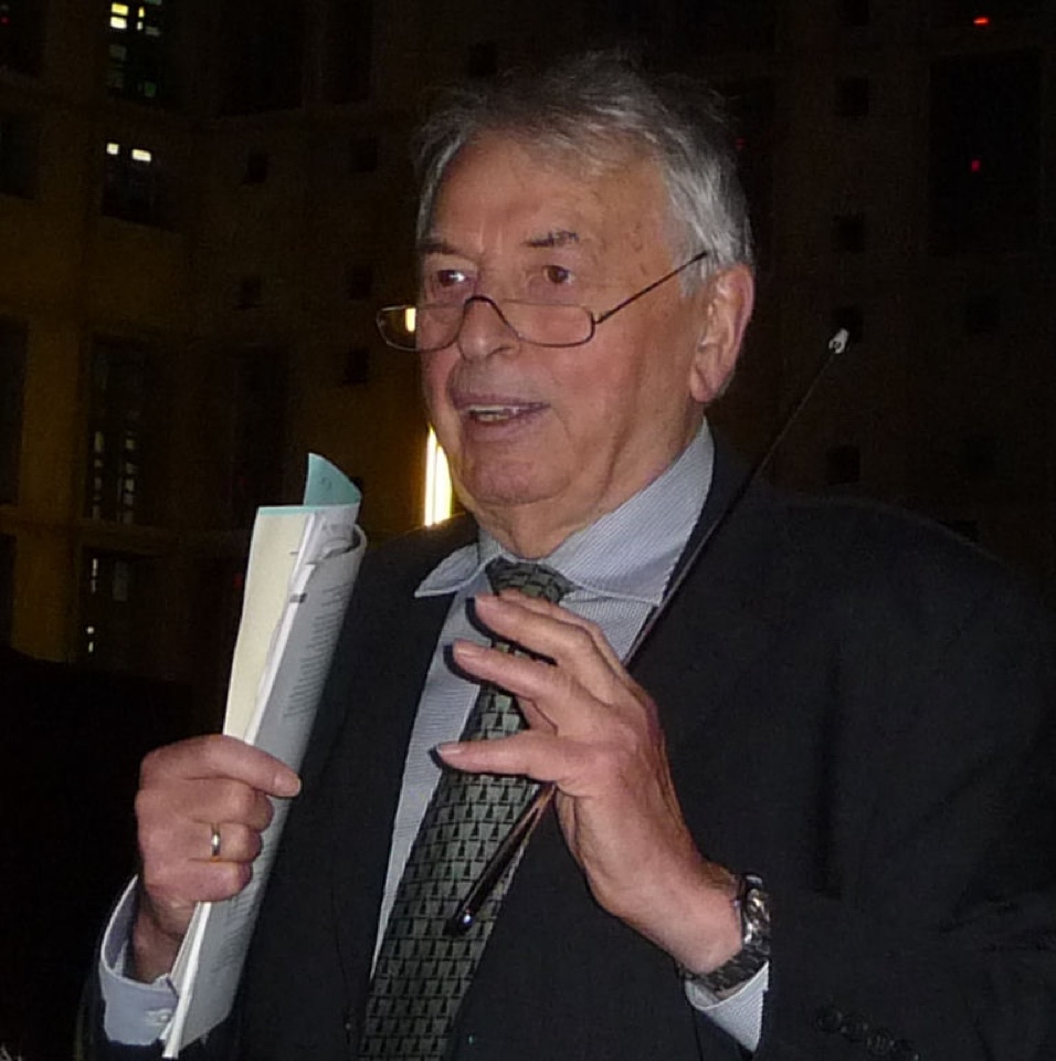 Helmut Striffler